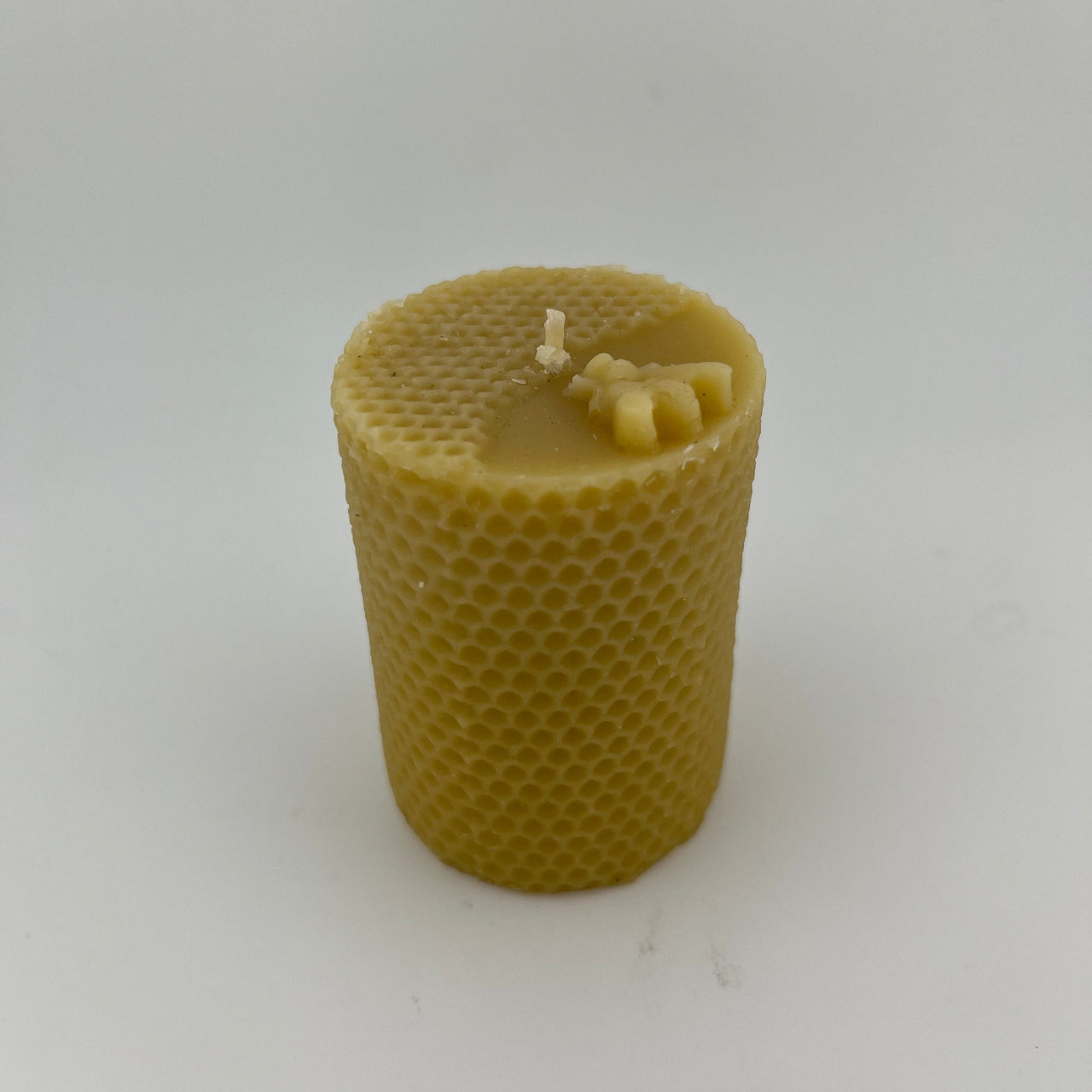 Beeswax Comb Pillar